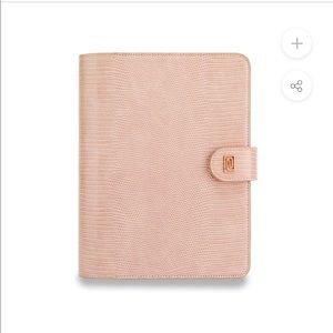 COPY - Notiq classic ringless planner cover.